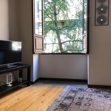 1905 Apartment Porto