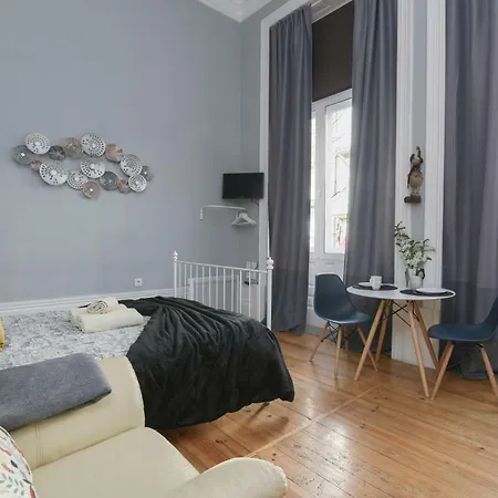 1905 Apartment